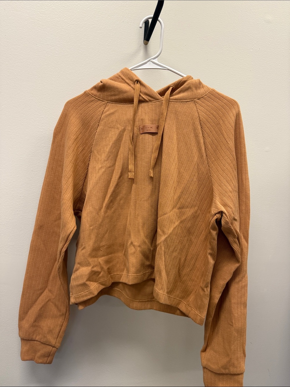 Nike Women's Scoop Neck Ribbed Hoodie - Camel/Tan